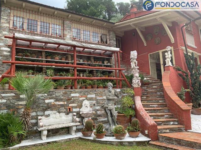 Villa in vendita a Seravezza, Corvaia