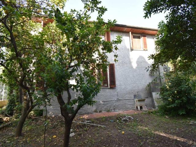 Villa in vendita a Seravezza LU