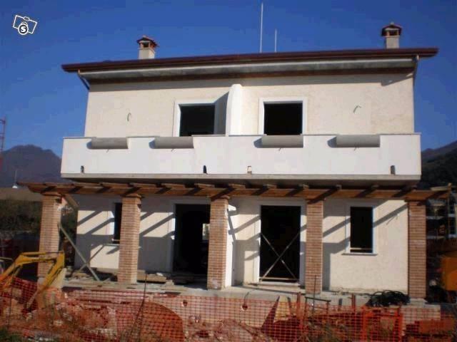 Villa in vendita a Seravezza LU