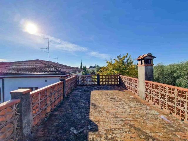 Villa in vendita a Seravezza LU