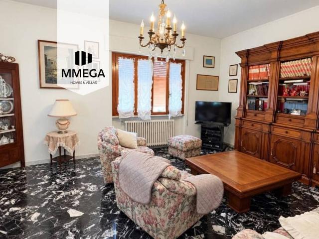 Villa in vendita a Seravezza LU