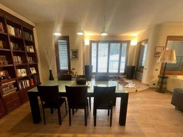 Villa in vendita a Seregno MB