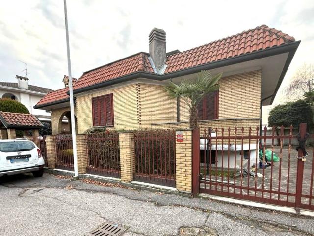 Villa in vendita a Seregno MB