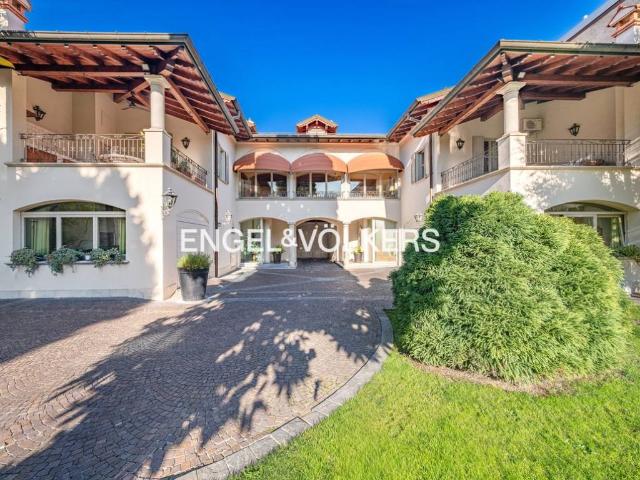 Villa in vendita a Seregno MB