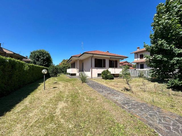 Villa in vendita a Seregno MB