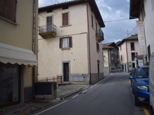 Villa in vendita a Serina BG