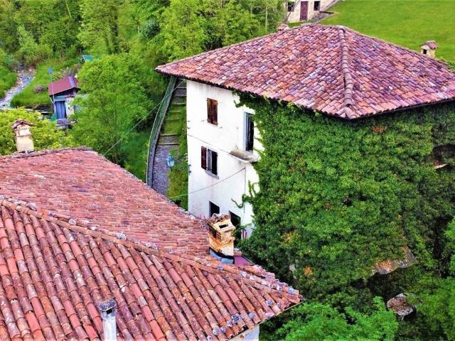 Villa in vendita a Serina BG