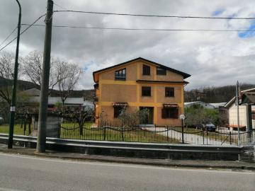 Villa in vendita a Serino AV