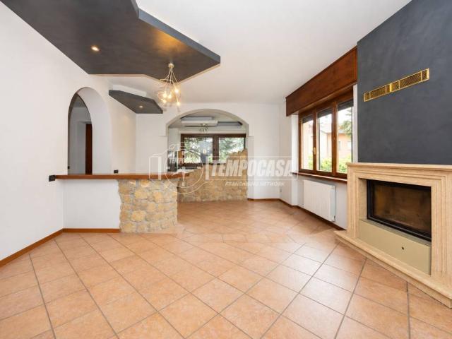 Villa in vendita a Seriate BG