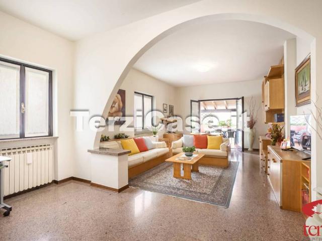 Villa in vendita a Seriate BG