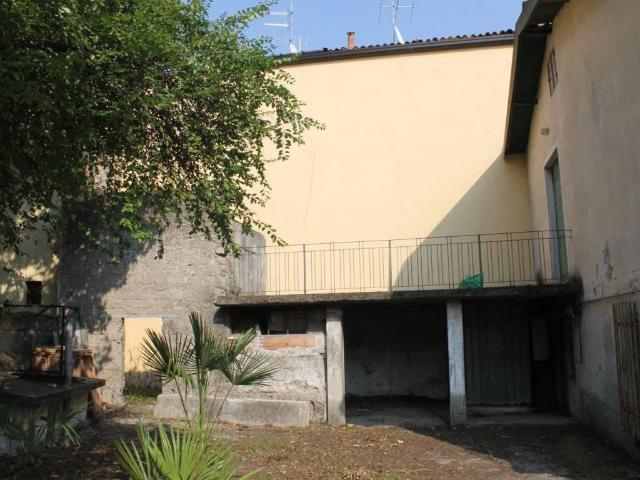 Casa indipendente in vendita a Seriate BG