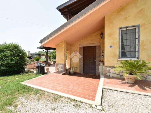 Villa in vendita a Sermoneta LT