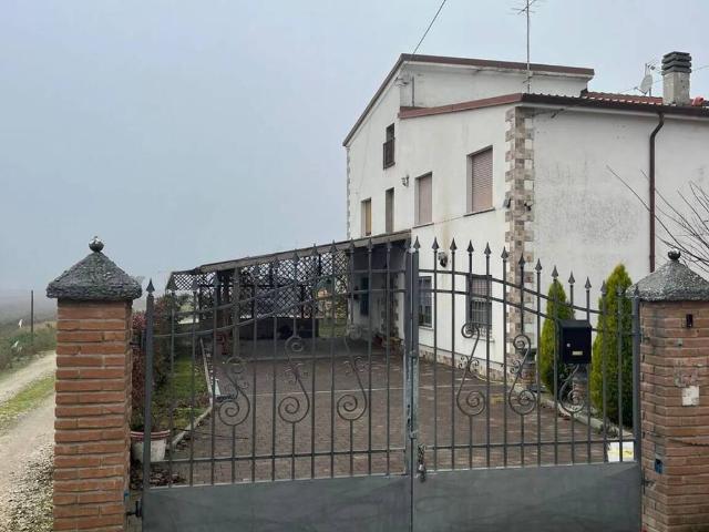 Villa in vendita a Sermide e Felonica MN