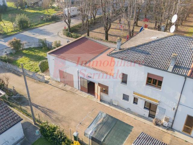 Villa in vendita a Sermide e Felonica MN