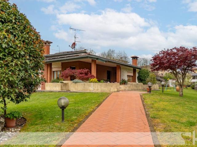 Villa in vendita a Sernaglia della Battaglia TV