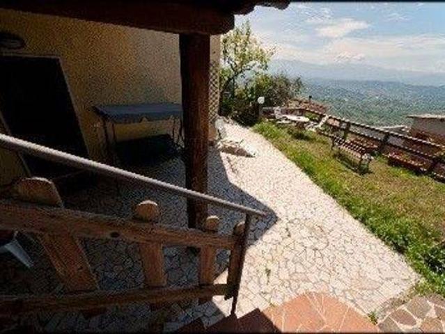 Villa in vendita a Serrone FR