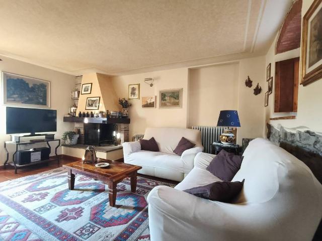 Villa in vendita a Serravalle Pistoiese PT