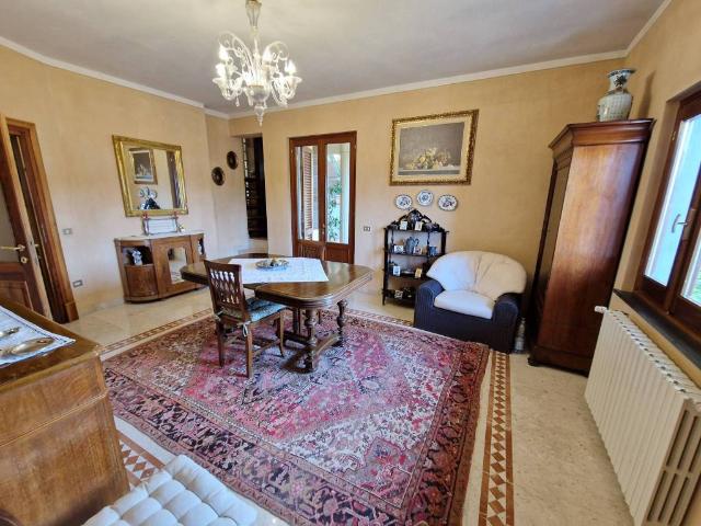 Villa in vendita a Serravalle Pistoiese PT