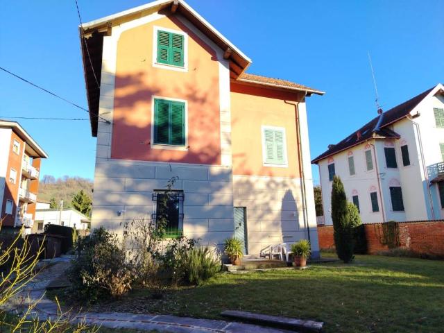 Villa in vendita a Serravalle Scrivia AL