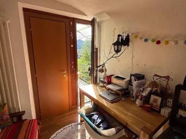 Villa in vendita a Serravalle Sesia VC