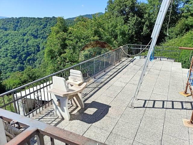Villa in vendita a Serra Ricco'