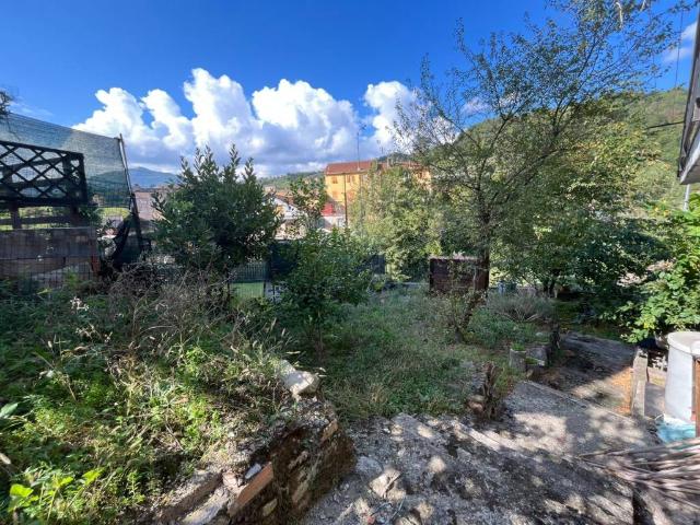Villa in vendita a Serra Riccò GE