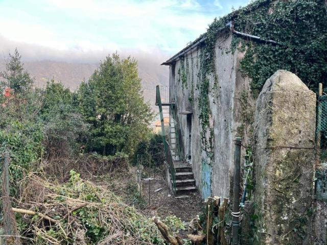 Villa in vendita a Serra Riccò GE