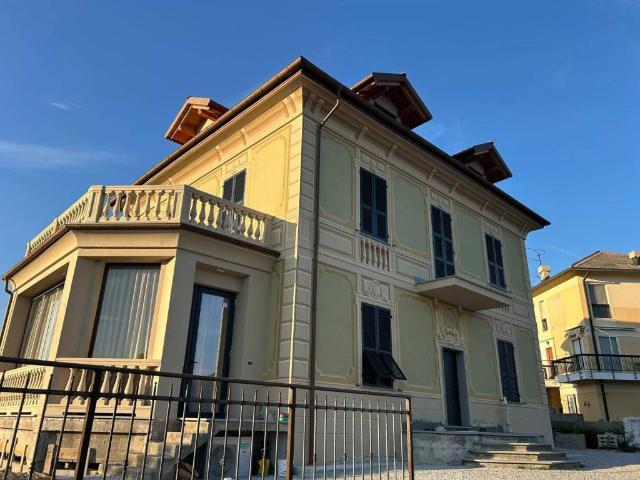 Villa in vendita a Serra Riccò GE