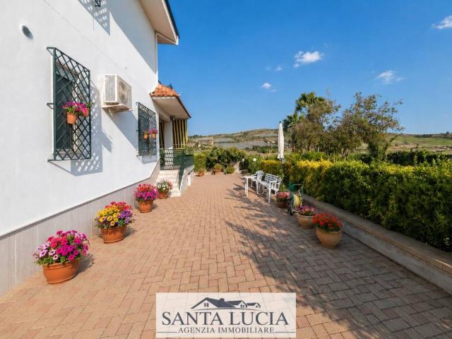Villa in vendita a Serradifalco CL