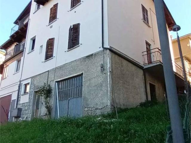 Villa in vendita a Serramazzoni MO