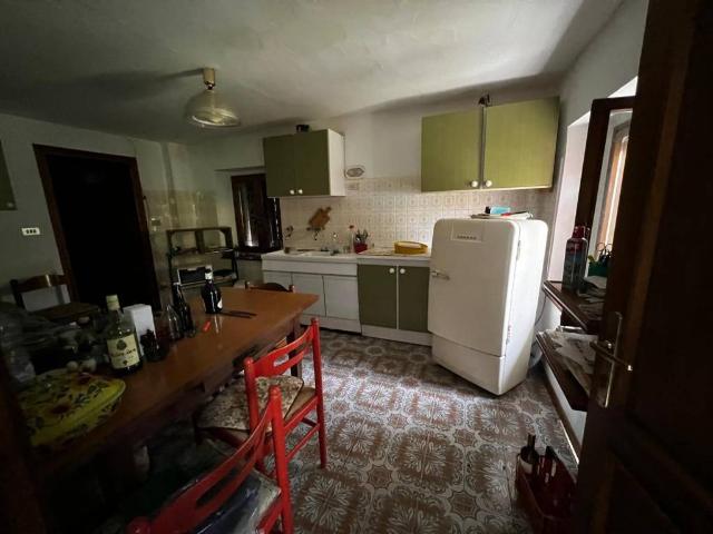 Villa in vendita a Serramazzoni MO