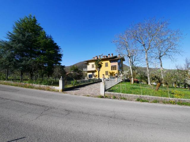 Villa in vendita a Serramazzoni MO