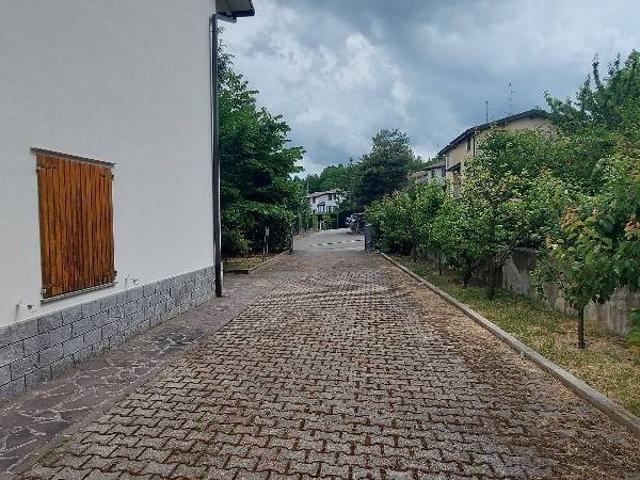 Villa in vendita a Serramazzoni MO