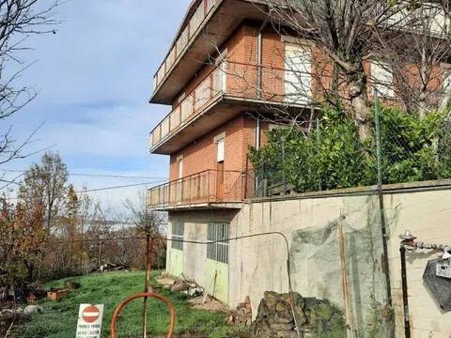 Villa in vendita a Serramazzoni MO
