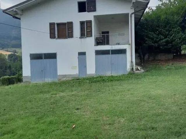 Villa in vendita a Serramazzoni MO