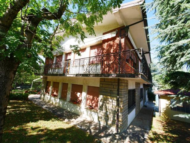 Villa in vendita a Serramazzoni MO
