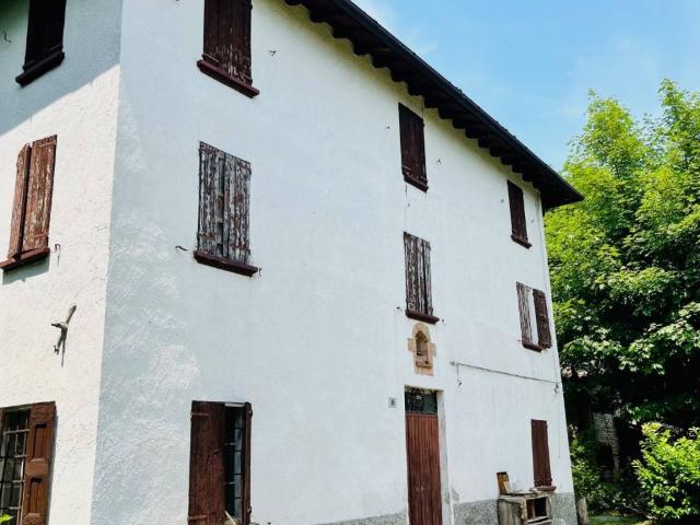 Villa in vendita a Serramazzoni MO