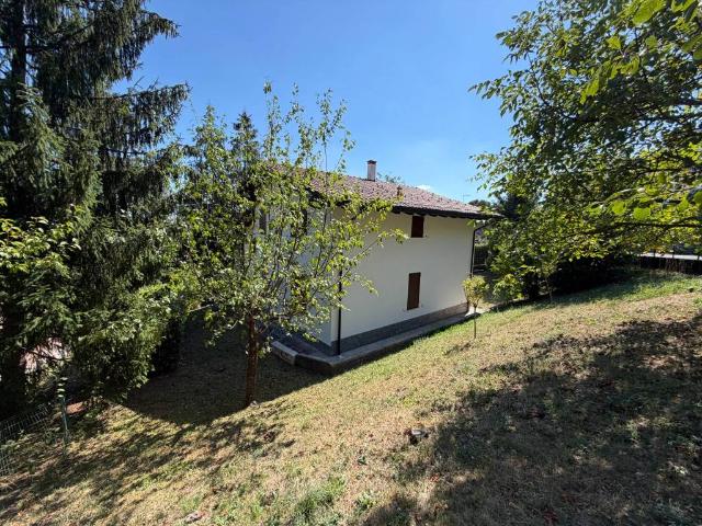 Villa in vendita a Serramazzoni MO