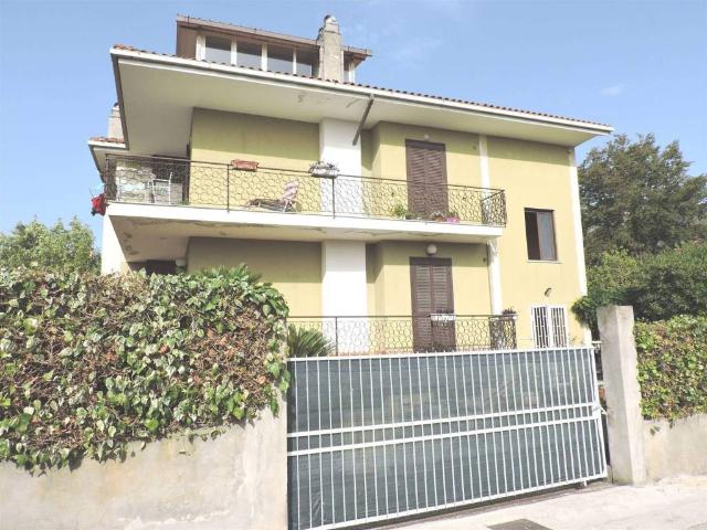 Villa in vendita a Sessa Aurunca CE