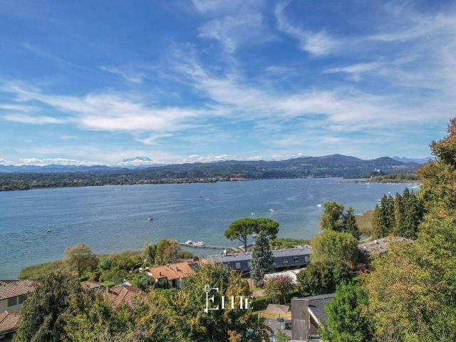 Villa in vendita a Sesto Calende VA