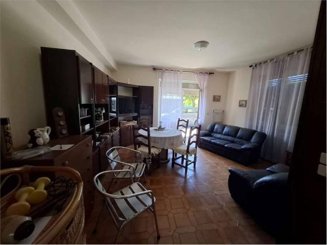 Villa in vendita a Sesto Calende VA