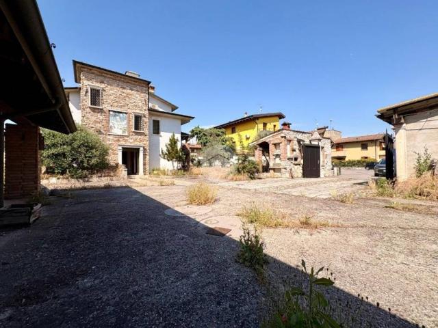 Villa in vendita a Sesto ed Uniti CR