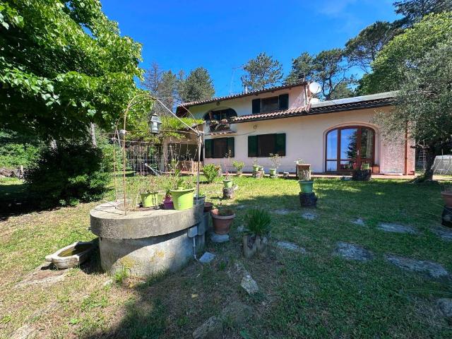 Villa in vendita a Sesto Fiorentino FI