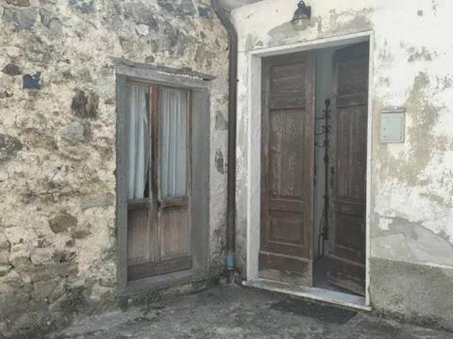 Villa in vendita a Sesta Godano SP