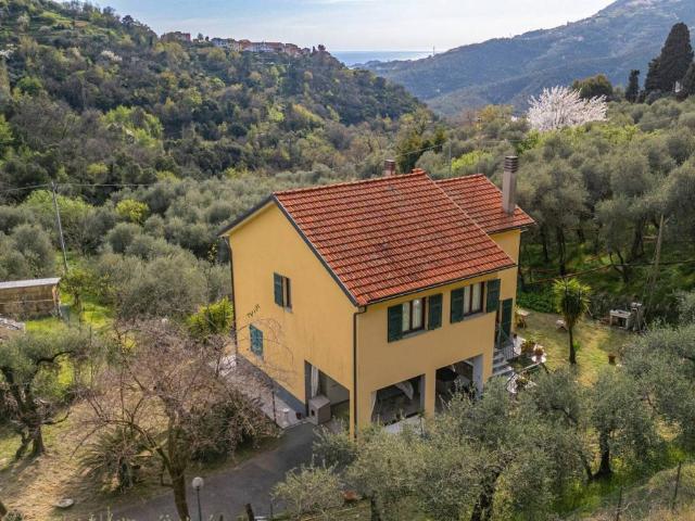 Villa in vendita a Sestri Levante GE