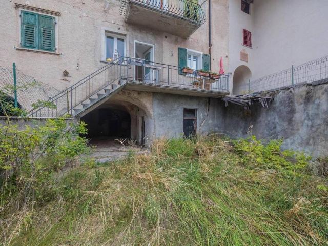Villa in vendita a Sfruz TN