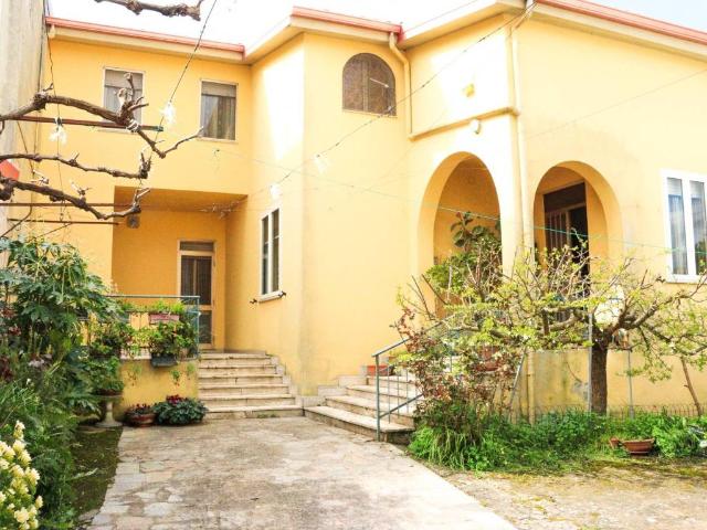 Villa in vendita a Siurgus Donigala CA