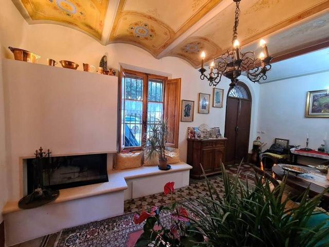 Villa in vendita a Siena