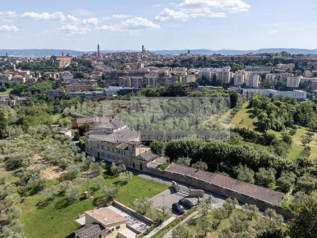 Villa in vendita a Siena