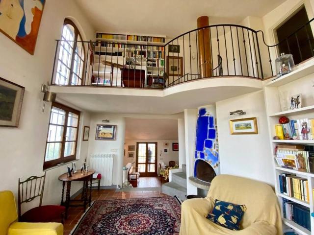 Villa in vendita a Siena SI
